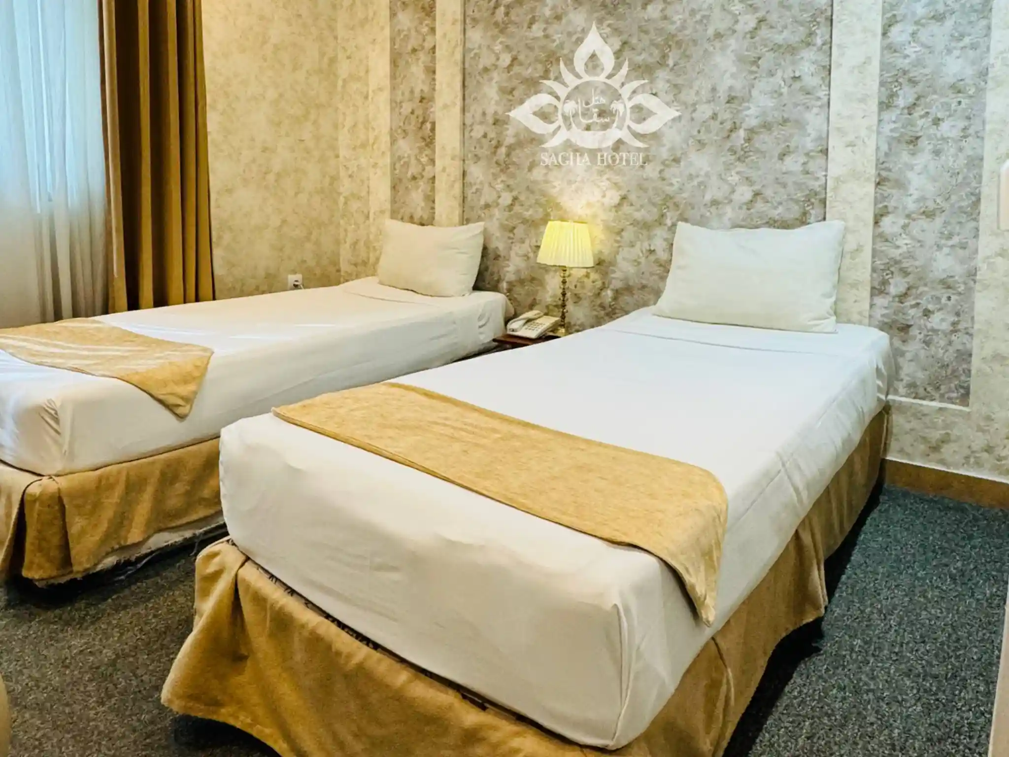 اتاق توئین